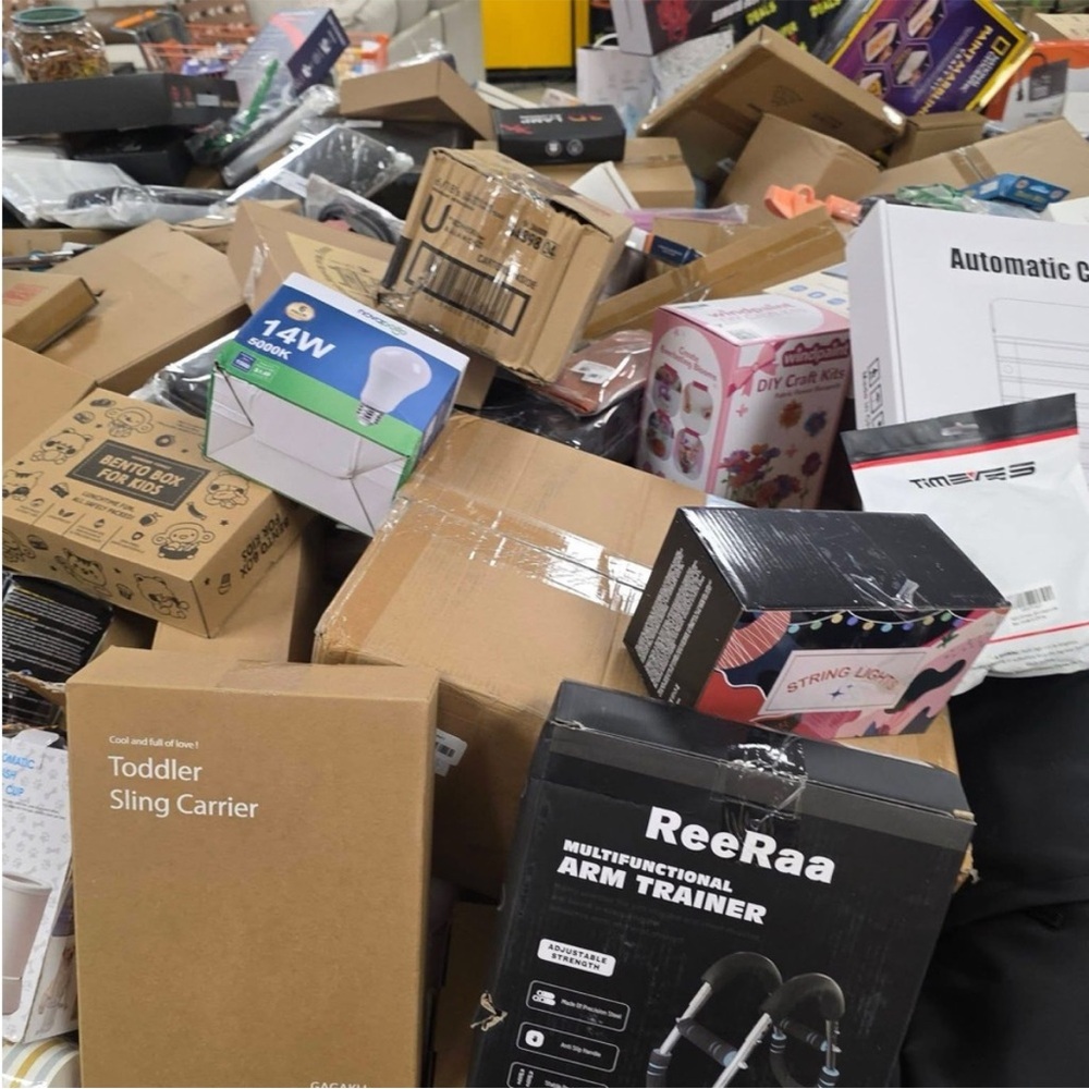 10 pcs Mystery Box OverStock return P
amazon Walmart gen merchandise new